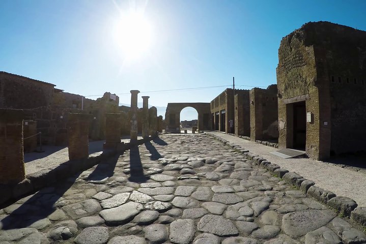 Pompeii, Herculaneum and Local wine tour from SORRENTO - Image 2