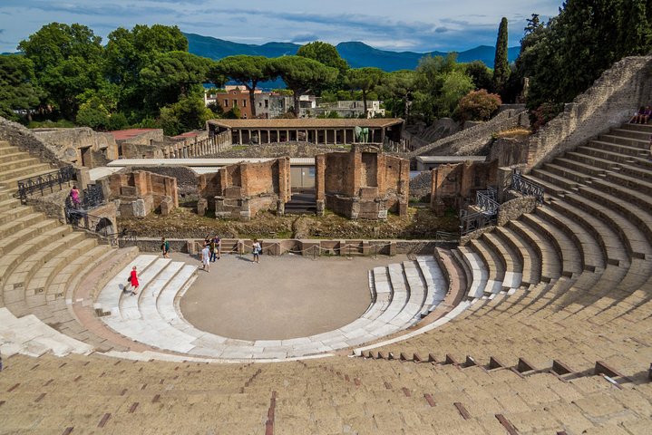 Pompeii, Herculaneum and wine experience on Mt Vesuvius with an archaeologist - Image 2