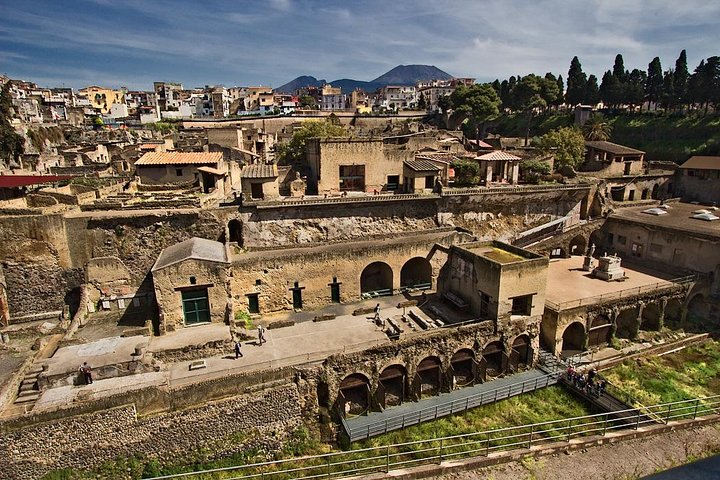 Pompeii, Oplontis and Herculaneum from Sorrento - Image 2