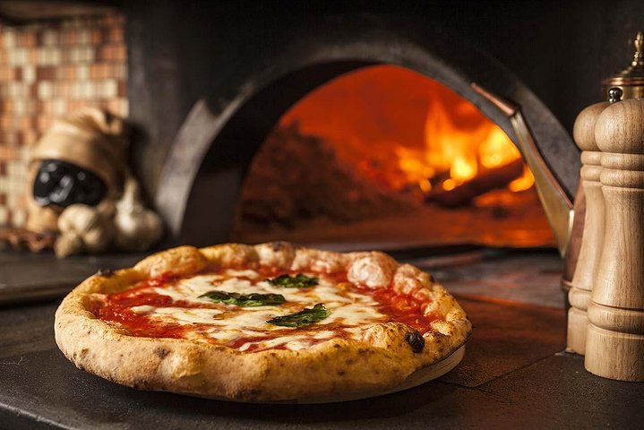 Pompeii & Pizza, tour with private guide in Ancient Pompeii and Neapolitan Pizza .... - Image 4