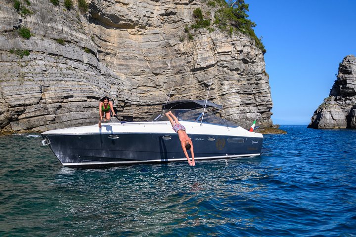 Positano & Amalfi Tour - Image 4