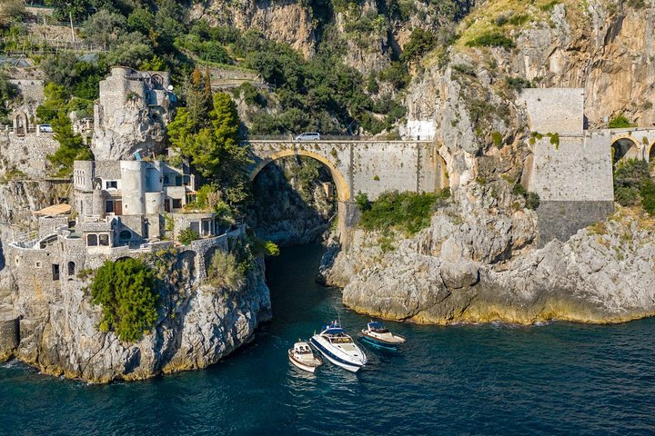 Positano and Amalfi Day Cruise - Image 4
