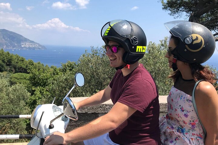 Private and Guided Vespa Tour of the Amalfi Coast

 - Image 1