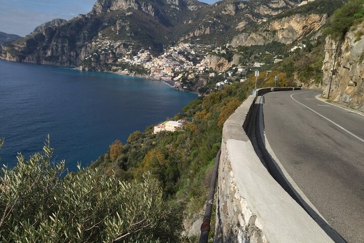 Private day tour to Pompei Sorrento and Positano - Image 1