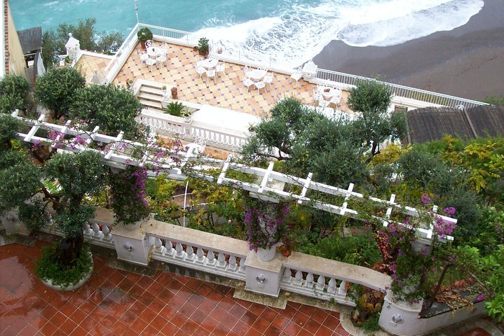 Private Luxury Amalfi Coast Full Day Tour - Image 3