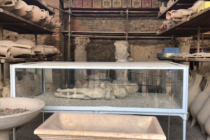 Private Pompeii and Herculaneum Day Tour - Image 2