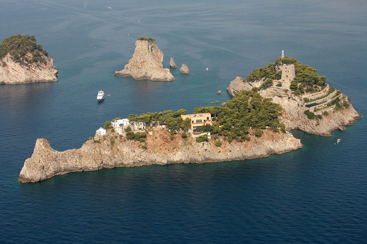 Private Tour: Amalfi Coast Day Cruise from Sorrento - Image 5