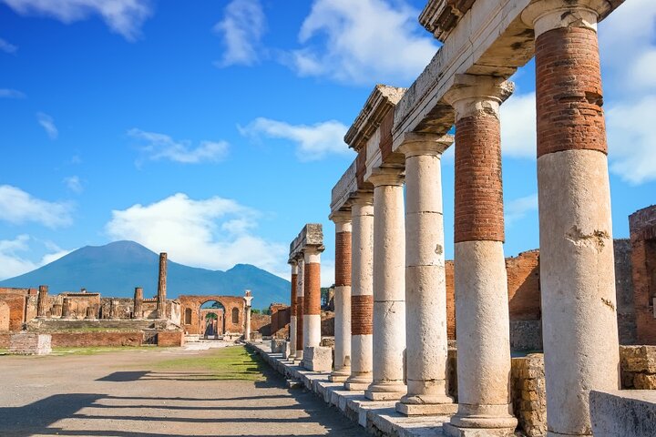 Private Tour of Naples and Pompeii from Sorrento - Image 4