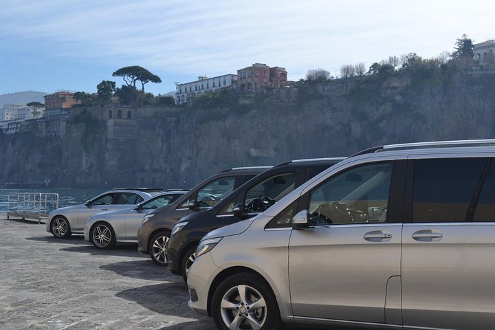 Private transfer: from Naples (Hotel - Airport - Station) to Sorrento - Image 5