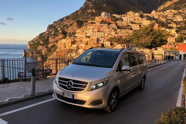 Private transfer: from Naples (Hotel - Airport - Station) to Sorrento - Image 2