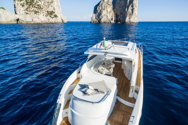 Private Yacht to Ischia and Procida from Sorrento or Positano - Image 4