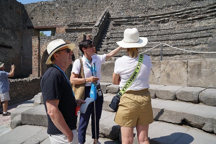  Skip the line Private Pompeii and Herculaneum Tour with Local Guide - Image 2