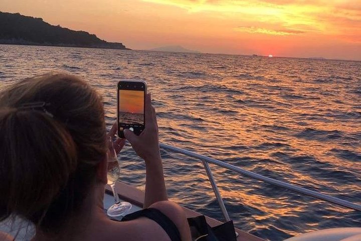 Sunset & Dinner in Capri - Image 2
