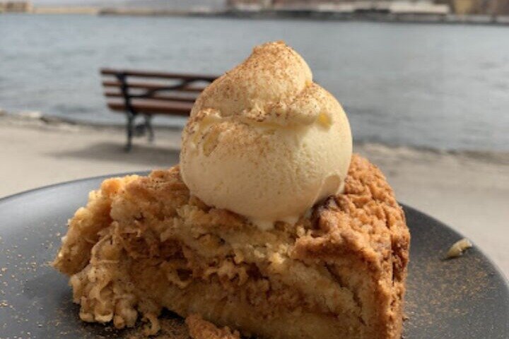 Bougatsa of Chania - Breakfast and Walk through the Old Town. - Image 5