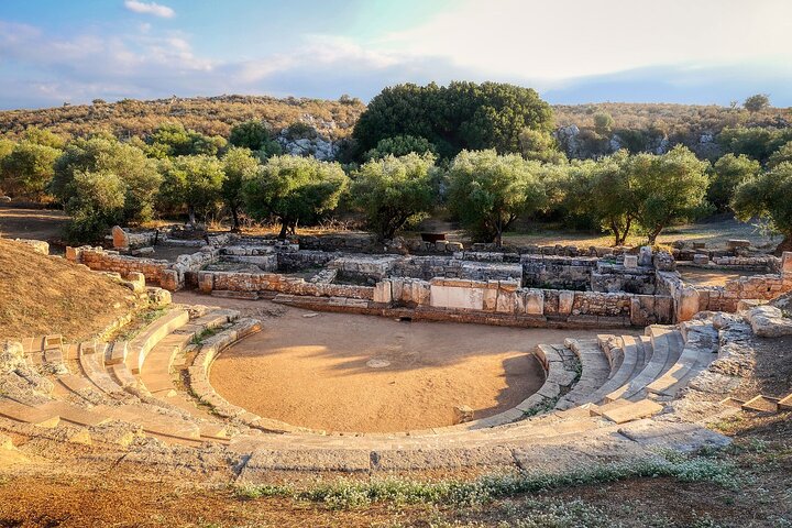 Explore Ancient Aptera and taste Cretan wine at Dourakis Winery. - Image 2
