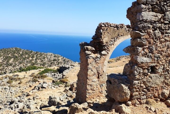 Half-Day Private Hiking Tour to the Akrotiri Peninsula - Image 1
