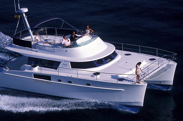 Morning tour with a Catamaran - Santorini - Image 2