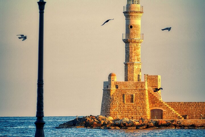Photographic Tour in Abandoned Chania & Cretan Beer by the Sea - Image 4