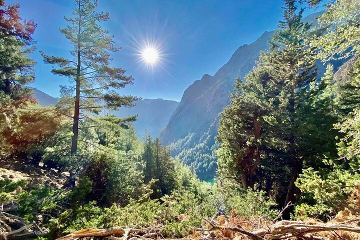 Private Roundtrip Transfer from Chania to Samaria Gorge Park - Image 4