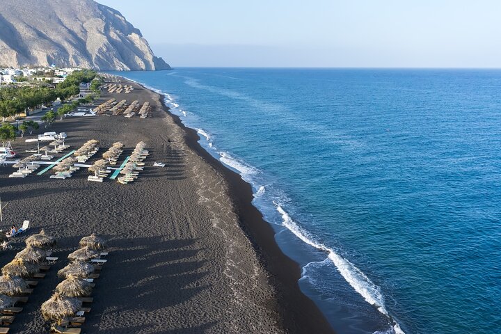 Santorini Highlights Tour day or sunset - Image 5