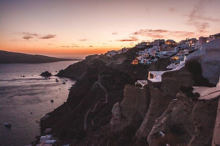 Santorini Highlights Tour day or sunset - Image 4