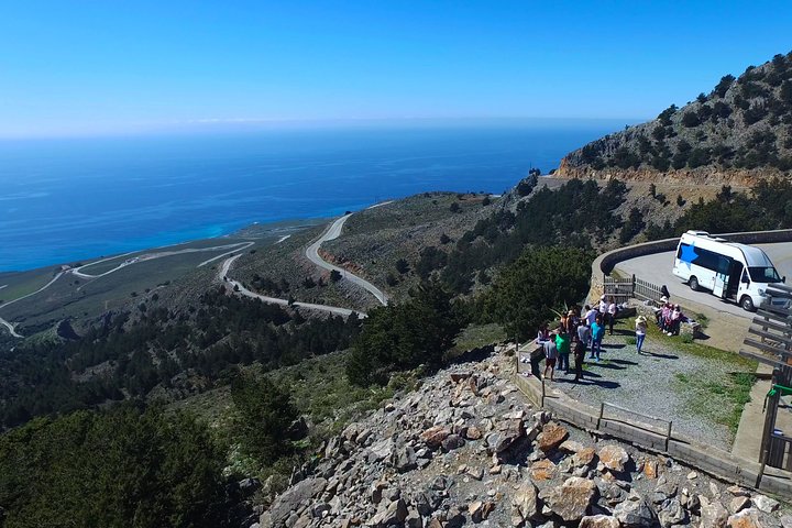 Sfakia, Frangokastelo & Vrysses - Private Tour with snacks - Image 1