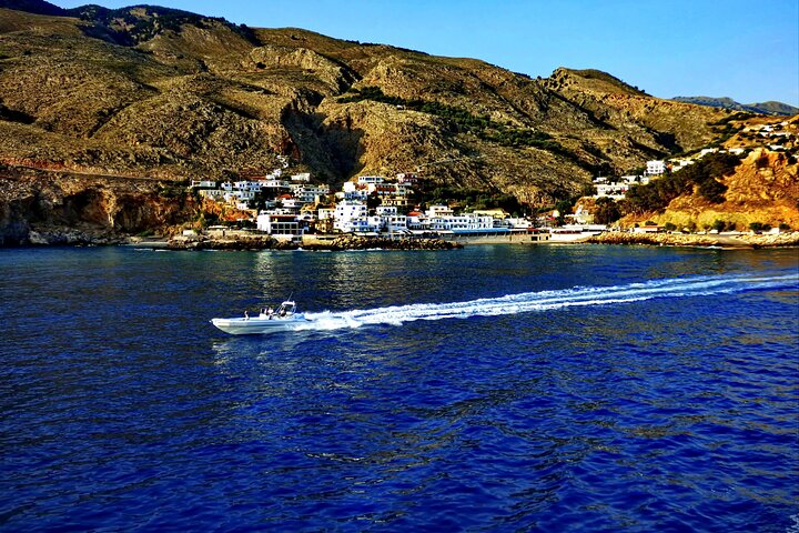 Sfakia, Frangokastelo & Vrysses - Private Tour with snacks - Image 2