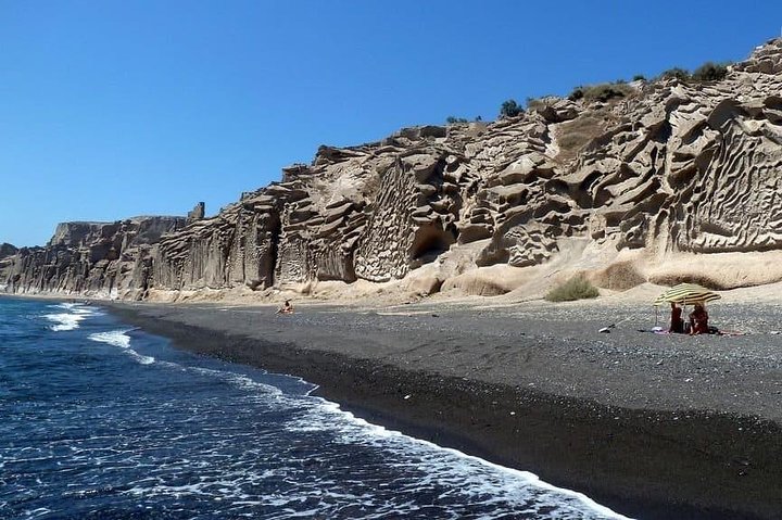 Shared Classic Sunset Trip from Santorini around the famous beaches - Image 5