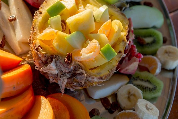 Shared Classic Sunset Trip from Santorini around the famous beaches - Image 2