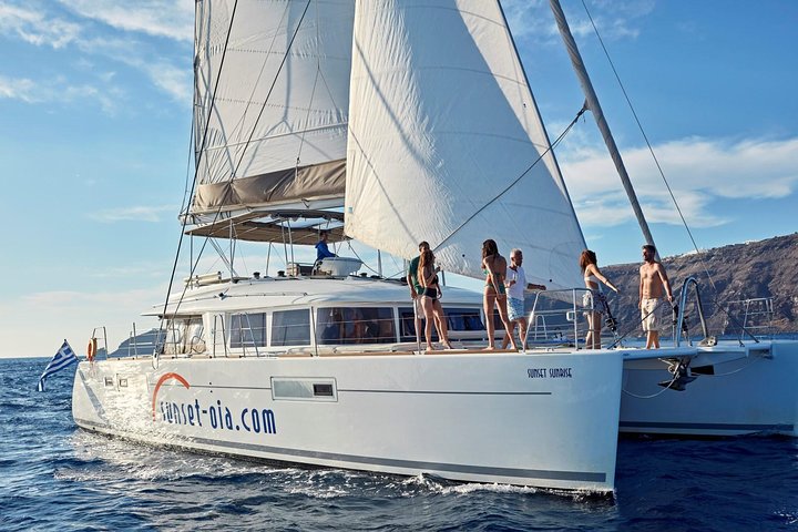 The alternative shared Sunset Trip from Santorini to the Gems of the island - Image 3