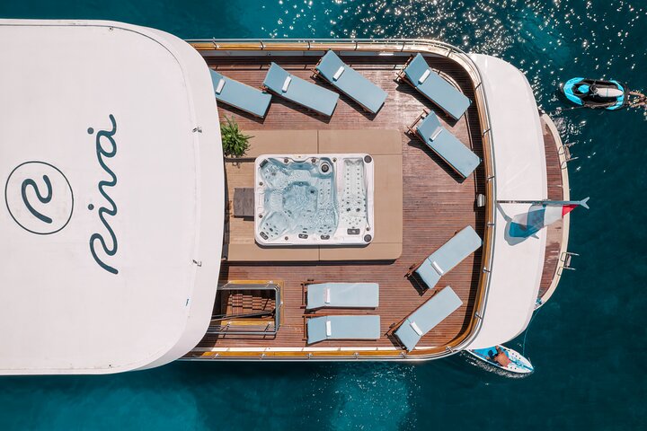 8-Days Private Tour with Super Yacht Riva in Croatia - Image 3
