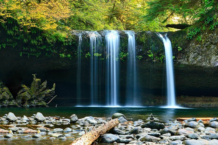 All inclusive luxury daytrip Plitvice Lakes from Split or Trogir - Image 4