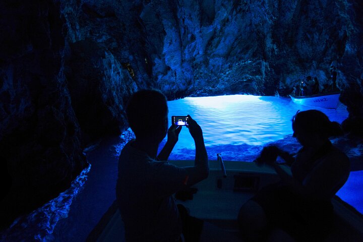 BLUE CAVE & 5 islands ***** LUXURY TOUR ***** - Image 2