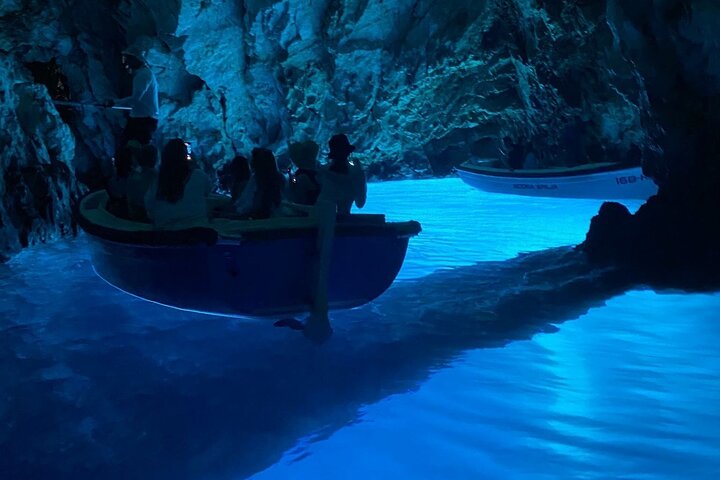 Blue Cave & 5 Islands Tour - Image 3
