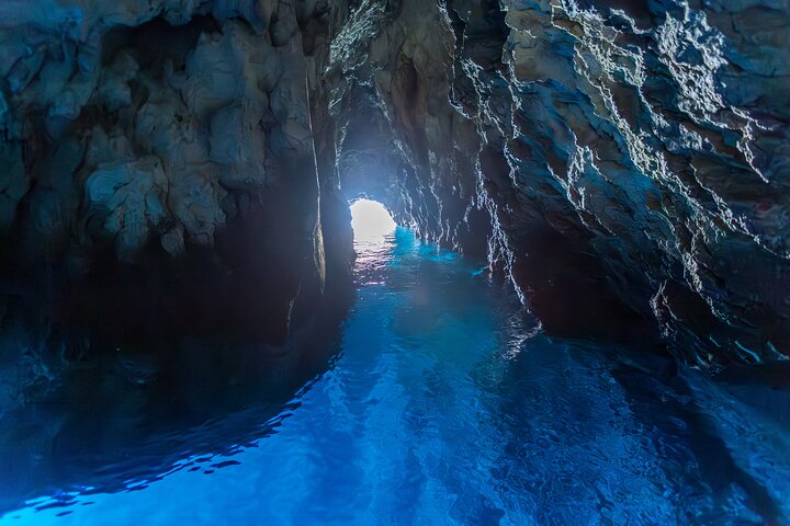 Blue Cave and Hvar 5 Islands speedboat tour | from Split&Trogir - Image 3