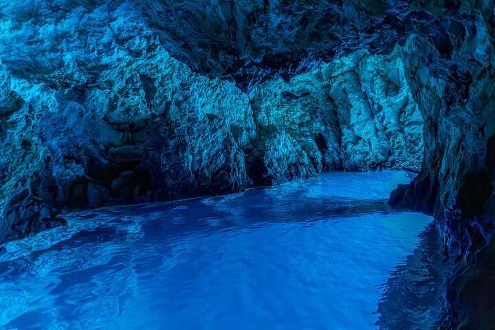 Blue Cave and Hvar 5 Islands speedboat tour | from Split&Trogir - Image 5