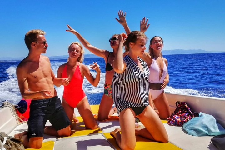 Blue cave and Hvar Tour from Split and Brac - Image 5