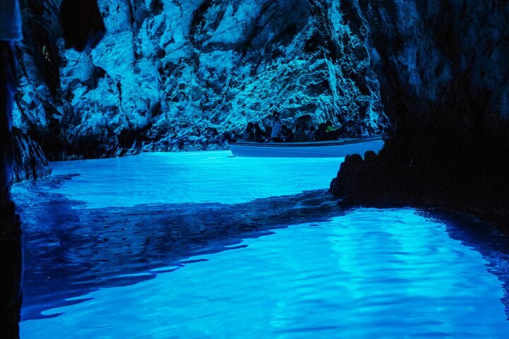 Full-Day Tour in Blue Cave and 5 Islands - All included - Image 1