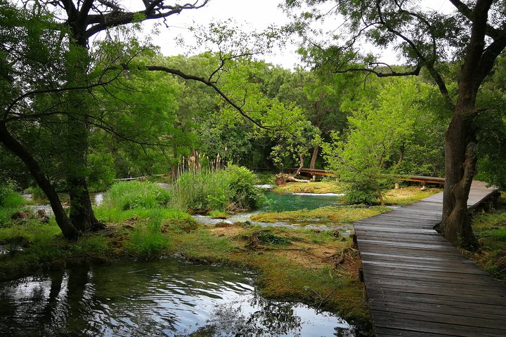 NP Krka waterfalls & Wine tasting - Private day tour from Split - Image 4