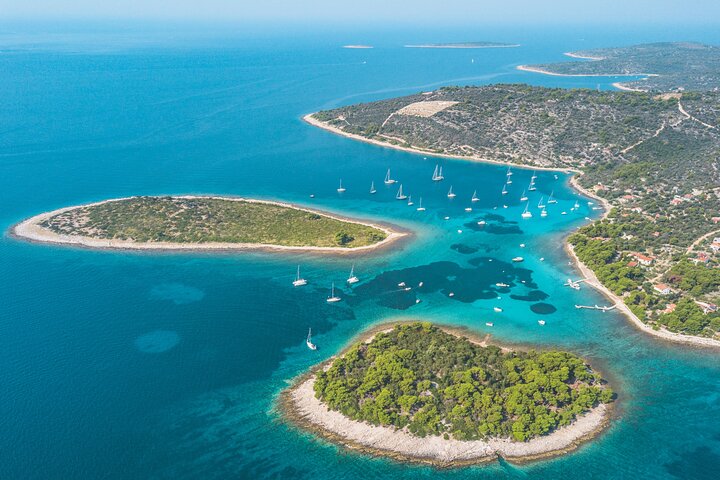 Private Blue Cave and 5 Island Tour - Image 4