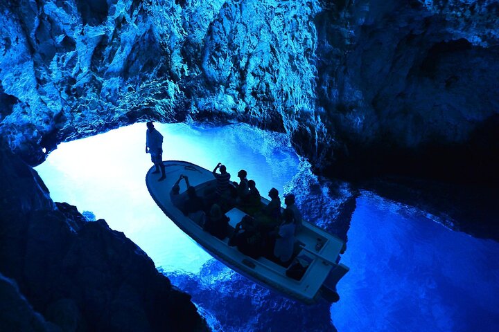 Private Blue Cave and 5 Island Tour - Image 1