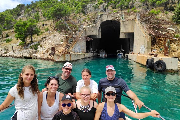 Private boat tour skippered by a local expert - fully customizable - Image 5