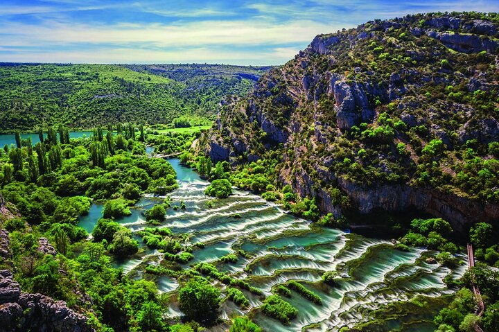 Private Krka Waterfalls Day Trip from Split including Wine Tasting & Lunch - Image 3