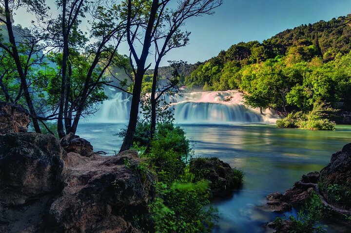 Private Krka Waterfalls Day Trip from Split including Wine Tasting & Lunch - Image 1