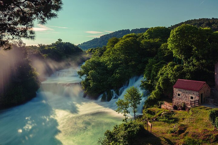 Private Krka Waterfalls Day Trip from Split including Wine Tasting & Lunch - Image 5