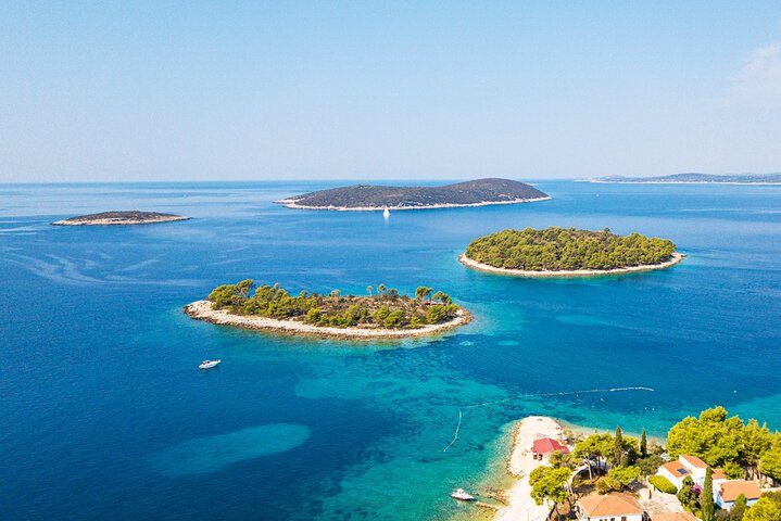 Private speedboat tour from Trogir and Split all around Island Šolta  - Image 2