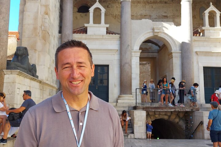 Private Split Walking Tour with Cathedral Entrance - Image 3