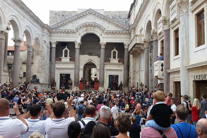 Private Split Walking Tour with Cathedral Entrance - Image 2