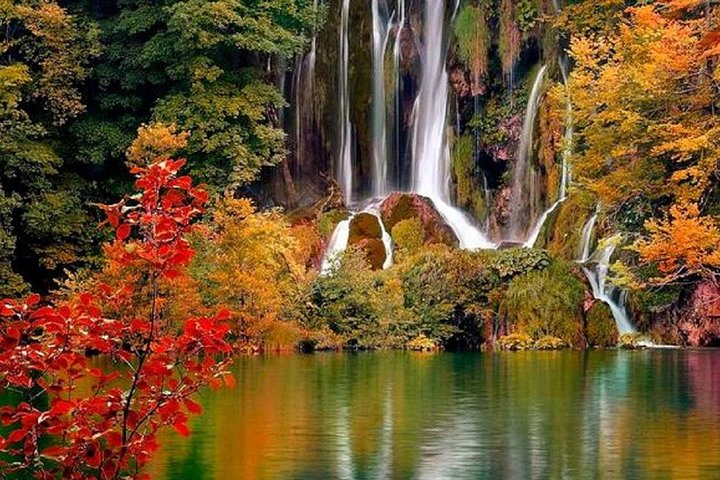 Private tour to the national park Plitvice Lakes from Split or Trogir - Image 1