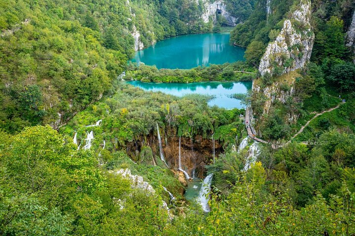 Private Transfer from Split Area to Plitvice Lakes - Image 4